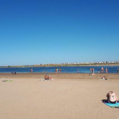 Studio Cabine Avec Jardinet A 30 M De La Plage, Au Calme. Gruissan Kültér fotó