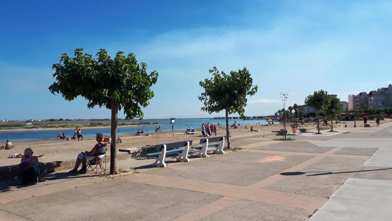 Studio Cabine Avec Jardinet A 30 M De La Plage, Au Calme. Gruissan Kültér fotó