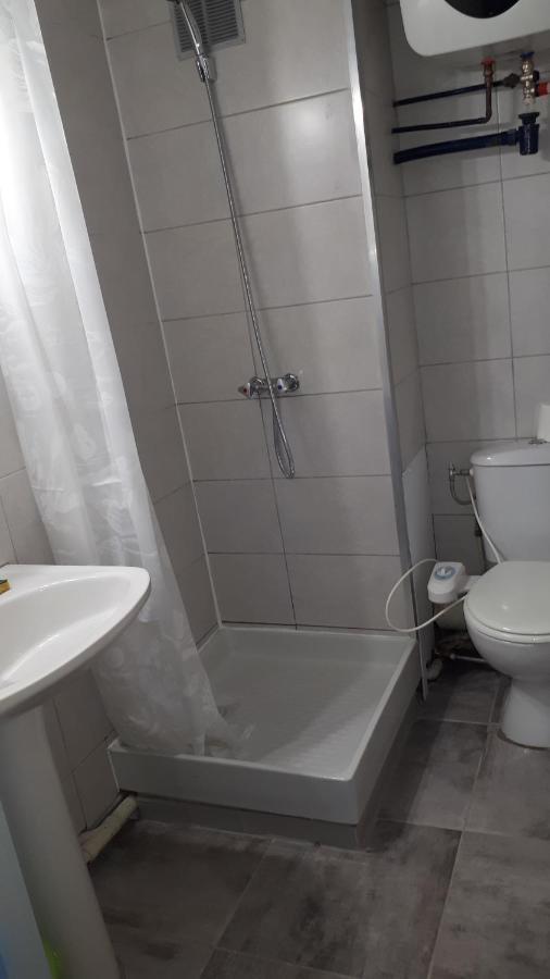 Studio Cabine Avec Jardinet A 30 M De La Plage, Au Calme. Gruissan Kültér fotó